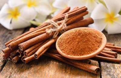 ހަކުރުބައްޔާ ދެކޮޅަށް ފޮނިތޮށި