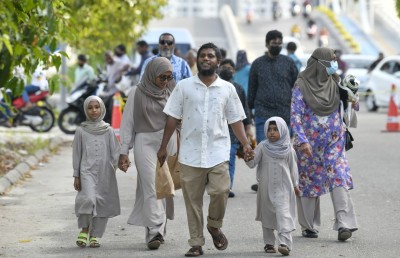 ދަރިވަރުން ހާސްކަމުގައި: އެންމެ ދުވަހެއް ވެސް ހުސްކޮށް ނެތް!
