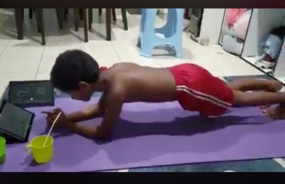 އަށް އަހަރުގެ ދިވެހި ކުއްޖަކު ދޮޅު ގަޑިއިރު ވަންދެން ޕްލޭންކް ހަދައިފި!