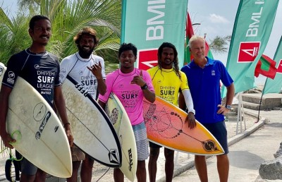 މެޑައްޔަށް އަމާޒުކޮށް ގައުމީ ސާފިން ޓީމުގެ ޓްރޭނިން ފަށައިފި