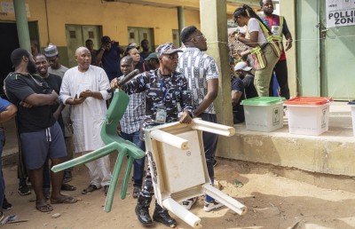 އިންތިޚާބަށް ތިން ދުވަސް، ނައިޖީރިއާ ރައްޔިތުން އިންތިޒާރުގައި