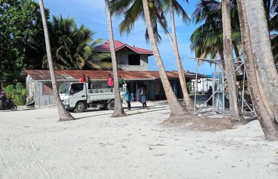 ބުރުނީގައި ރުކަކުން ޖެހި ބިދޭސީއަކު މަރުވެ، އިތުރު ބަޔަކަށް ސީރިއަސް އަނިޔާތަކެއް