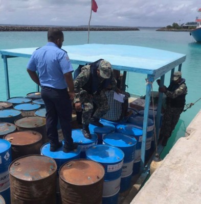 ދޯންޏެއް ހުއްޓުވިއިރު ހުސް ބިދޭސީން، އެއްވެސް މީހަކު އަތުގައި ވިސާއެއް ނެތް!