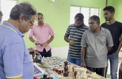 މަސައްކަތްތެރި ޖީލެއް ބިނާ ކުރުމަށް ޝިޔާމްގެ ދުރު ވިސްނުން