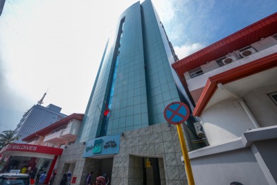 އޮކްސިޖަން ފުޅިއަކުން ޖެހުނު ފަތުރުވެރިއެއްގެ ހާލު ސީރިއަސްވެ މާލެ ގެނެސްފި