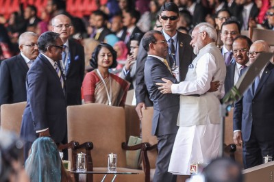މޯދީގެ ދަތުރުފުޅުގައި މަޖިލީހުގައި ތަގުރީރު ކުރައްވަނީ