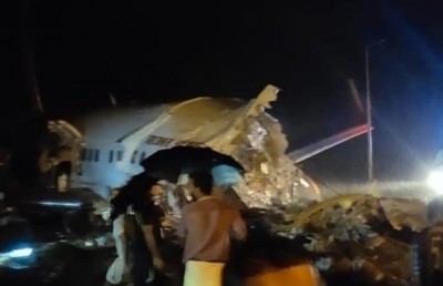 އެއާ އިންޑިއާގެ ބޯޓެއް ކެރަލާ އަށް ޖައްސަނިކޮށް ވެއްޓިއްޖެ