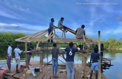 ކެނދިކުޅުދޫ ކުޅީގައި ޕާކެއް، އަޖައިބެއްހާ ރީތި!