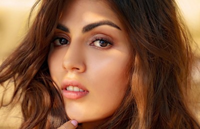 ރޫމީ ޖެފްރީގެ "ޗެހެރޭ" އިން ރިއާ ޗަކްރަބަތީގެ ރޯލް އުންޏެއްނުކުރާނެ!