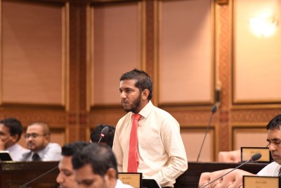 ގާނޫނީ ފަންނުގެ ބިލް ފާސްވުމުން ވަކީލުން އަޅުވެތިކަމުން މިންޖުވާނެ: ސިރާޖު