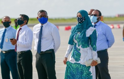 ޓޫރިޒަމް ބަނަކޮށް، އެކަމަކު "ބޭސް އޮތީ ދިވެހިންގެ އަތުގައި"