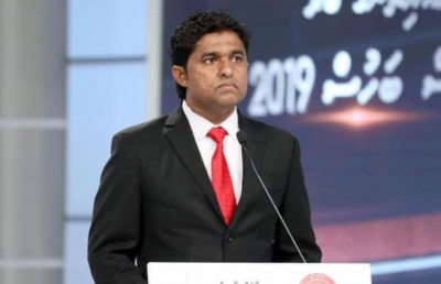 ޕީޕީއެމްގެ މުޒާހަރާ އިން ވަކީލް، އާސިފް ހައްޔަރުކޮށްފި