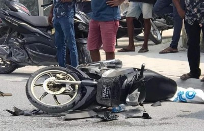 ކުޅުދުއްފުށީގައި ހިނގި އެކްސިޑެންޓެއްގައި ހަތަރު މީހަަކަށް އަނިޔާވެއްޖެ