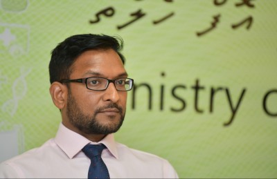 ހެލްތުގެ ސްޓޭޓް މިނިސްޓަރު ޝާހު ވެސް ސަސްޕެންޑްކޮށްފި