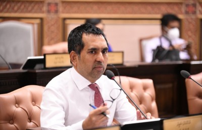 ޔާމީނަށް ވަކީލުންނާ ބައްދަލުކުރުމުގެ ފުރުސަތު ނުދޭ މައްސަލަ ކޮމިޓީން ބަލައިދޭން އެދިއްޖެ
