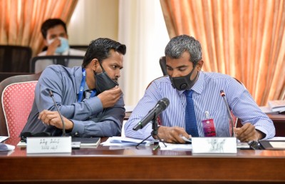 އެގްޒެކިއުޓާސް ހޮވީ މިނިސްޓަރު އަމީނާއި ޑރ. އަރްވިންދުގެ މަޝްވަރާގެ މަތިން: އޮޑިޓަ ޖެނެރަލް