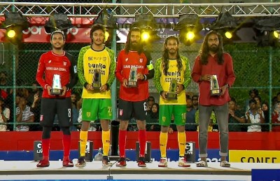 ގޯލްޑަން ފުޓްސަލްގެ ޗެމްޕިއަންކަން ފުރަތަމަ ފަހަރަށް ގަމަށް، ކިންގަކީ އޮންލީ