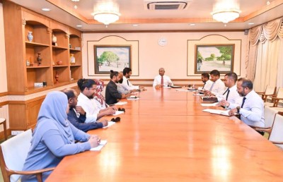 ރައީސް، ހިޔާ ޖަމިއްޔާއާ ބައްދަލުކުރައްވައިފި، ކުލި ކުޑަކުރަން ސަރުކާރުން މަޝްވަރާކުރަނީ