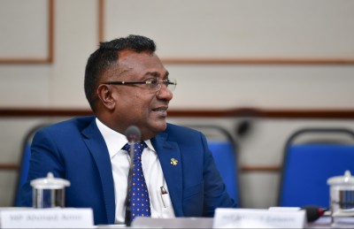 ރާއްޖެ ބަރުލަމާނީ ނިޒާމަކަށް ބަދަލުކުރަން ޖާބިރު ހުށަހަޅުއްވަނީ