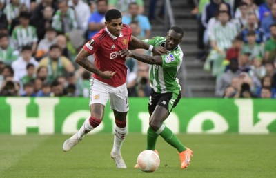 ޔުރޮޕާ ލީގުން އާސެނަލް ކަޓައި، ޔުނައިޓެޑާއި ޔުވެންޓަސް ކުއާޓާ އަށް