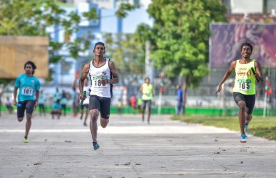ޓްރެކުގައި ސިންތެޓިކް އަޅައި ނޮވެމްބަރަށް ނިންމޭތޯ ބަލަނީ