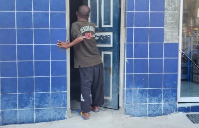 ވަރަށް ނުފެންނަ ބައްޔެއްގައި ހަޔާތް ހުއްޓި މާޔޫސްކަން!