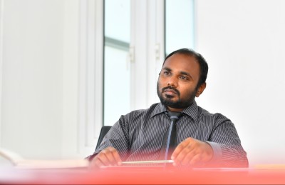 އެސްއެމްއީ ބޭންކުގެ ލޯނު އަނބުރާ ދައްކާ މުއްދަތު އިތުރު ކުރަން މަޝްވަރާ ކުރަނީ
