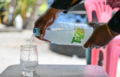ފިރިހެނުންނަށް ދޫނުކޮށް ފިޔޯރީގެ މި އަންހެނުން ފޯރީގައި ރާވެރިކަމަށް!