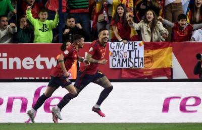 ވޯލްޑް ކަޕުގެ ނާކާމިޔާބަށް ފަހު ސްޕެއިން އެނބުރި އައީ ވަރުގަދަކޮށް