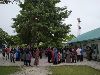 ދަރިވަރުން ހޭނެތޭ މައްސަލަ ބޮޑުވެ، އެޑިއުކޭޝަންގެ ޓީމެއް ތުޅާދޫއަށް