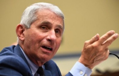 ފައުޗީގެ އިލްތިމާސް: އަވަސް އަރުވާލައިގެން ވެކްސިން ނުހަދާ