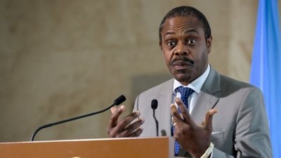 އެބޯލާ ރެސްޕޮންސް ޓީމުން ވަކިކުރުމުން ކޮންގޯގެ ހެލްތު މިނިސްޓަރު އިސްތިއުފާ ދެއްވައިފި