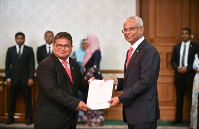 ސަރުކާރުގެ ތެރެއިން ސަރުކާރާ ދެކޮޅަށް، ހިފަހައްޓާލެވިދާނެތަ؟