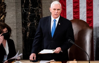 ކޯޓުގައި ހެކިބަސް ދެއްވުމަށް ޕެންސަށް އަމުރުކޮށްފި