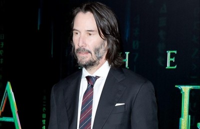 "ޖޯން ވިކް؛ ޗެޕްޓަ 4" ކާމިޔާބު ވިޔަސް އެކުވެރިޔާގެ މަރުން ކިއާނޫ ހިތާމައިގައި