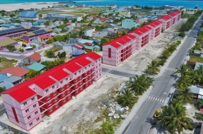 ތިނަދޫ ޕޯސްޓު އޮފީސް ފަޅާލައި ޕާރުސަލްތަކުން ވައްކަންކޮށްފި