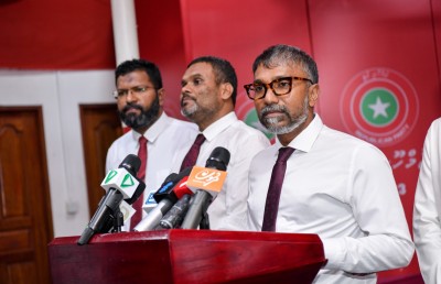 ރިޔާސީ ރޭހުގައި ވާދަކުރެވޭ ލެވެލްގައި ހުންނެވީ ގާސިމް އެކަނި: އިލްހާމް