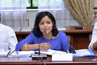 މަސައްކަތް ކުރަނީ ތަރިކައިން އާމްދަނީ ލިބޭނެ ގޮތަކަށް ތަރައްގީކުރަން: ޔުމްނާ