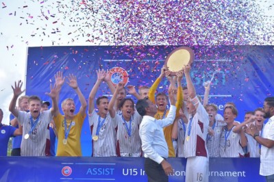 ބޮޑު ތަފާތަކުން ބޫޓާން ބަލިކޮށް ލެޓްވިއާއިން ތަށި އުފުލާލައިފި