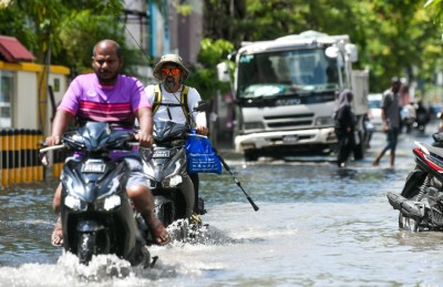 ކޮލަމް 7: އުމުރު ހުސްވަނީ؛ އަމީނީމަގުން ފެނެއް ނުހިންދުނު!