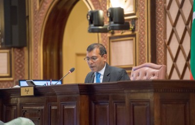 އީދު ޗުއްޓީ އަންނާތީ ރޭގަނޑު ވެސް މަޖިލީހުގެ ޖަލްސާތައް ބާއްވަނީ