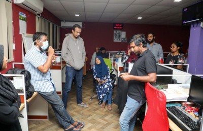 ކަރަންޓީނަށް ގޮސް، ޕީއެސްއެމްގެ ނިއުސްރޫމް ފަޅަށް!