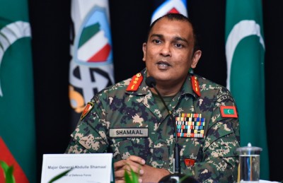 ބޭރުގެ ހަތިިޔާރު އެޅި ސިފައިންނެއް ރާއްޖެއަކު ނެތް: ޝަމާލް