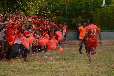 ހޯމް އެންޑް އަވޭ އުސޫލުން ކުޅޭ ފުޓުބޯޅަ ލީގެއް ރާއްޖޭގައި ބާއްވަނީ