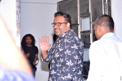 ފިލި މައްސަލައިގައި އަދީބަށް ދައުވާކޮށްފި