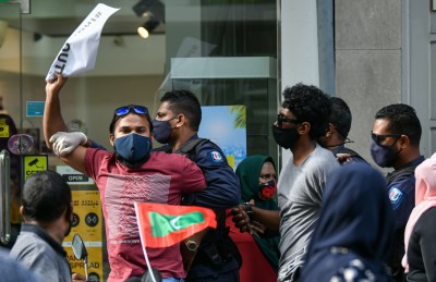 ސައިކަލު ބުރުން 41 މީހަކު ފުލުހުންގެ ބެލުމުގެ ދަށަށް