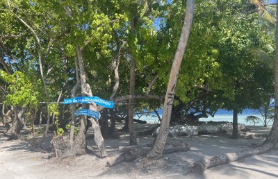 ހަންޏާމީދޫ މީހުން ބުނަނީ އެރަށަށް ނާރައި އަލިހުރަސްކަނޑުން ނުދެވޭ ކަމަށް