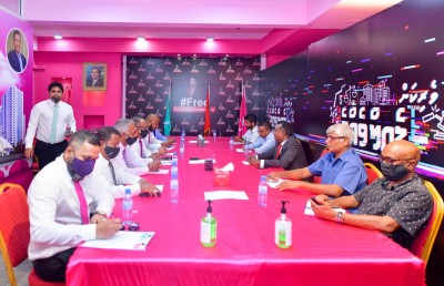 އިދިކޮޅު ހަރަކާތަށް ޑީއާރުޕީން ތާއީދުކޮށް، ޔާމީން ދޫކޮށްލަން ގޮވާލައިފި