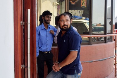 ޒުހާގެ މަރު: ޝަރީއަތް ދިގުލައިގެންދާތީ ސުމޮން މިއާގެ ރުޅި ގާޒީއަށް!