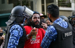 ސައިކަލު ބުރުގެ ބައިވެރިންގެ ތެރެއިން އެކަކު ފިޔަވައި އެންމެ ދޫކޮށްލައިފި